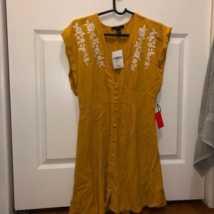 Dress 👗color is Mustard Cream